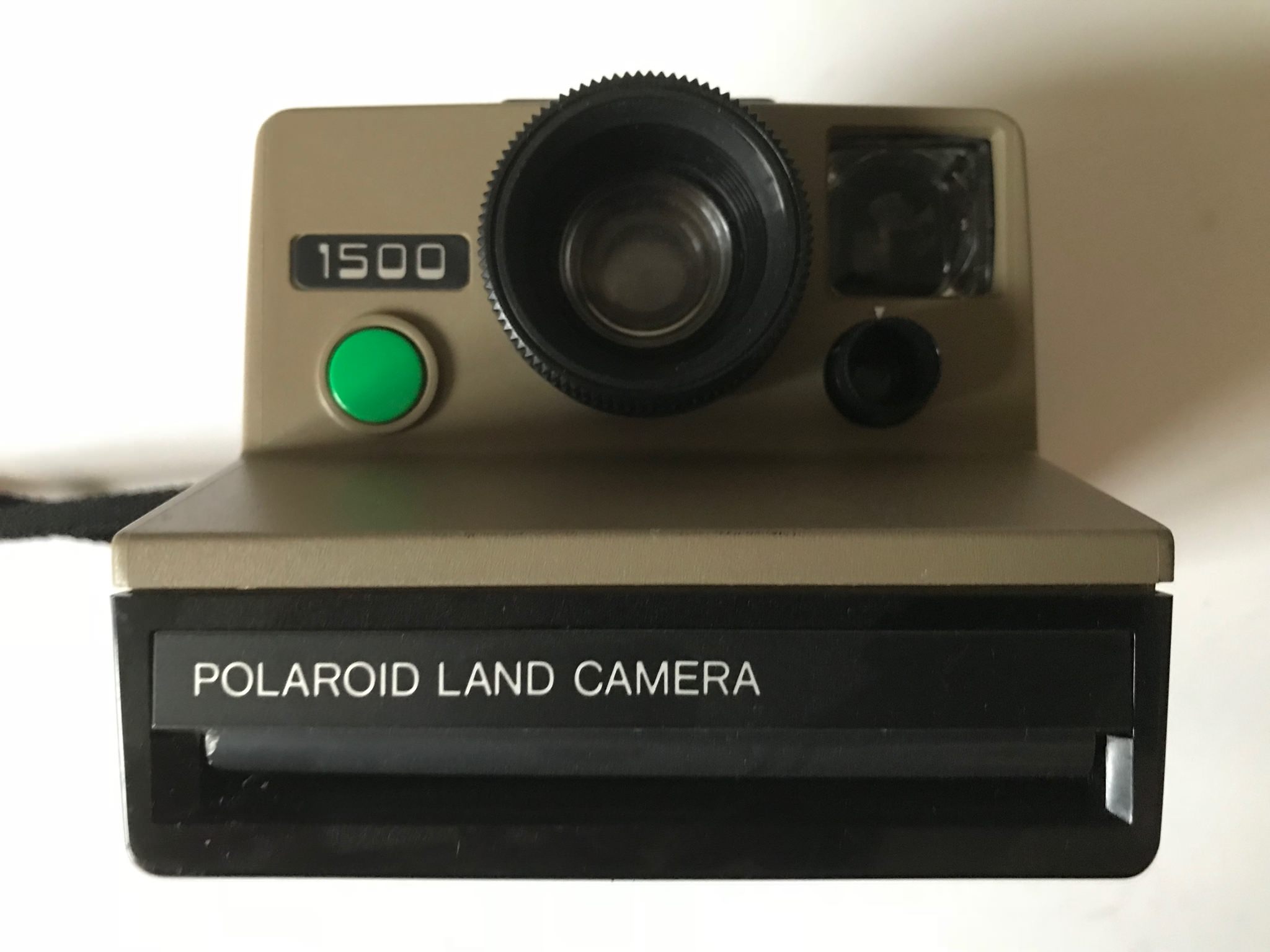polaroid-1500-sx-70-sofortbildkamera