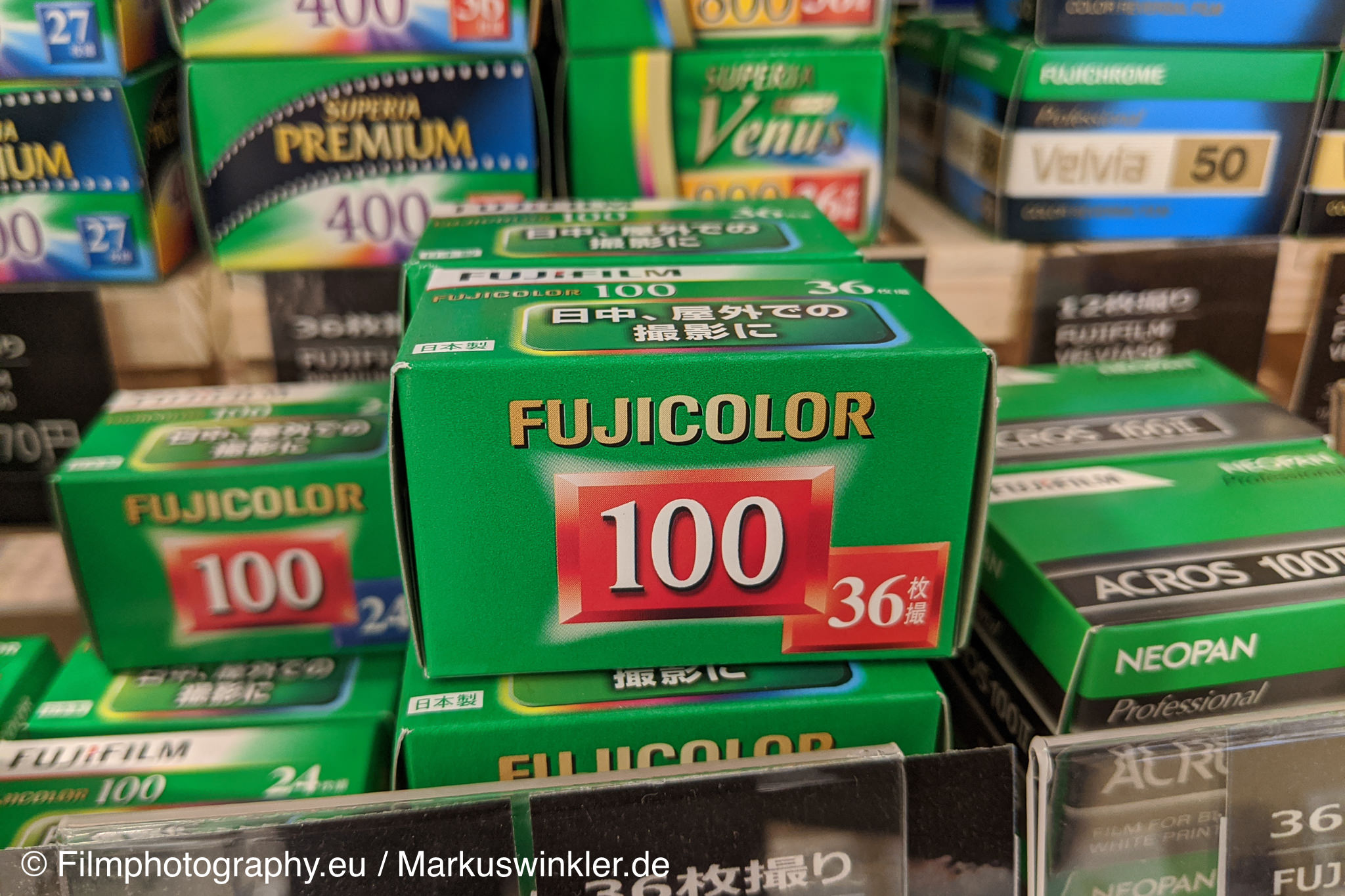 fujifilm-fujicolor-100-35mm-japan