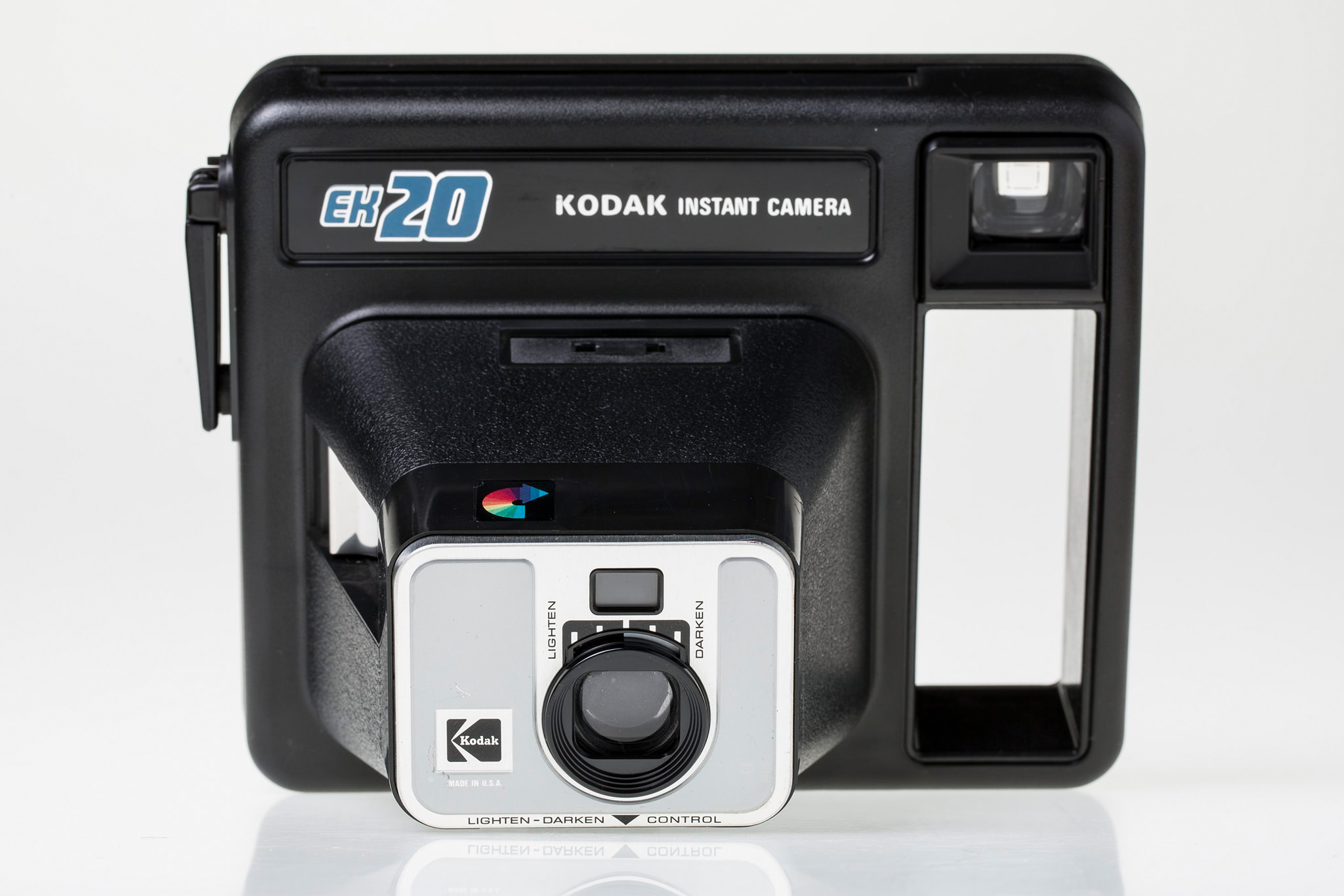 kodak-ek-20-instant-camera-front