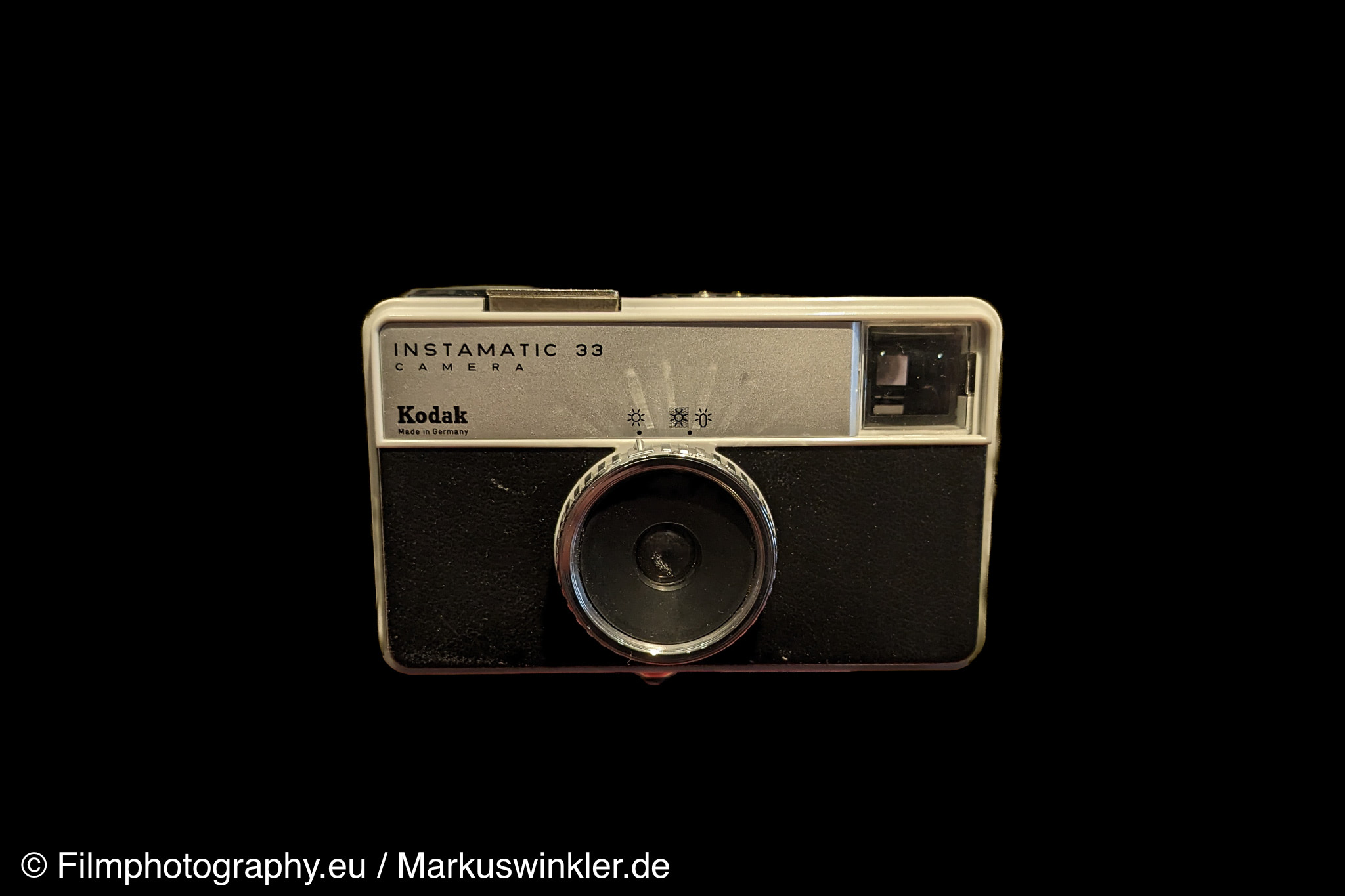 kodak-instamatic-33-camera