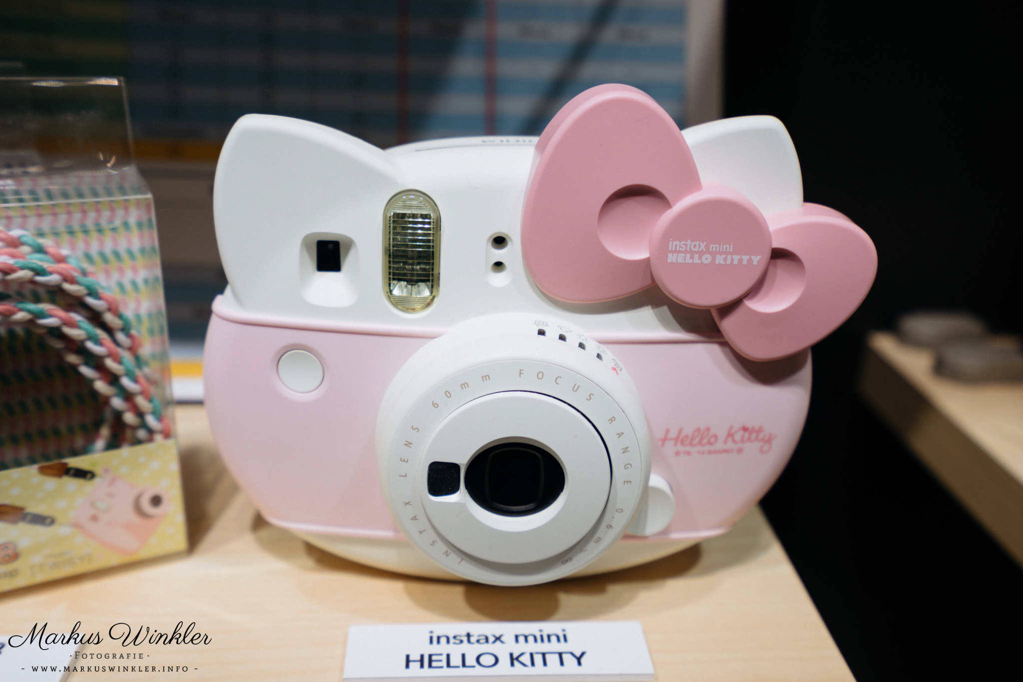 Fujifilm Instax Mini Hello Kitty | Guide for the instant camera