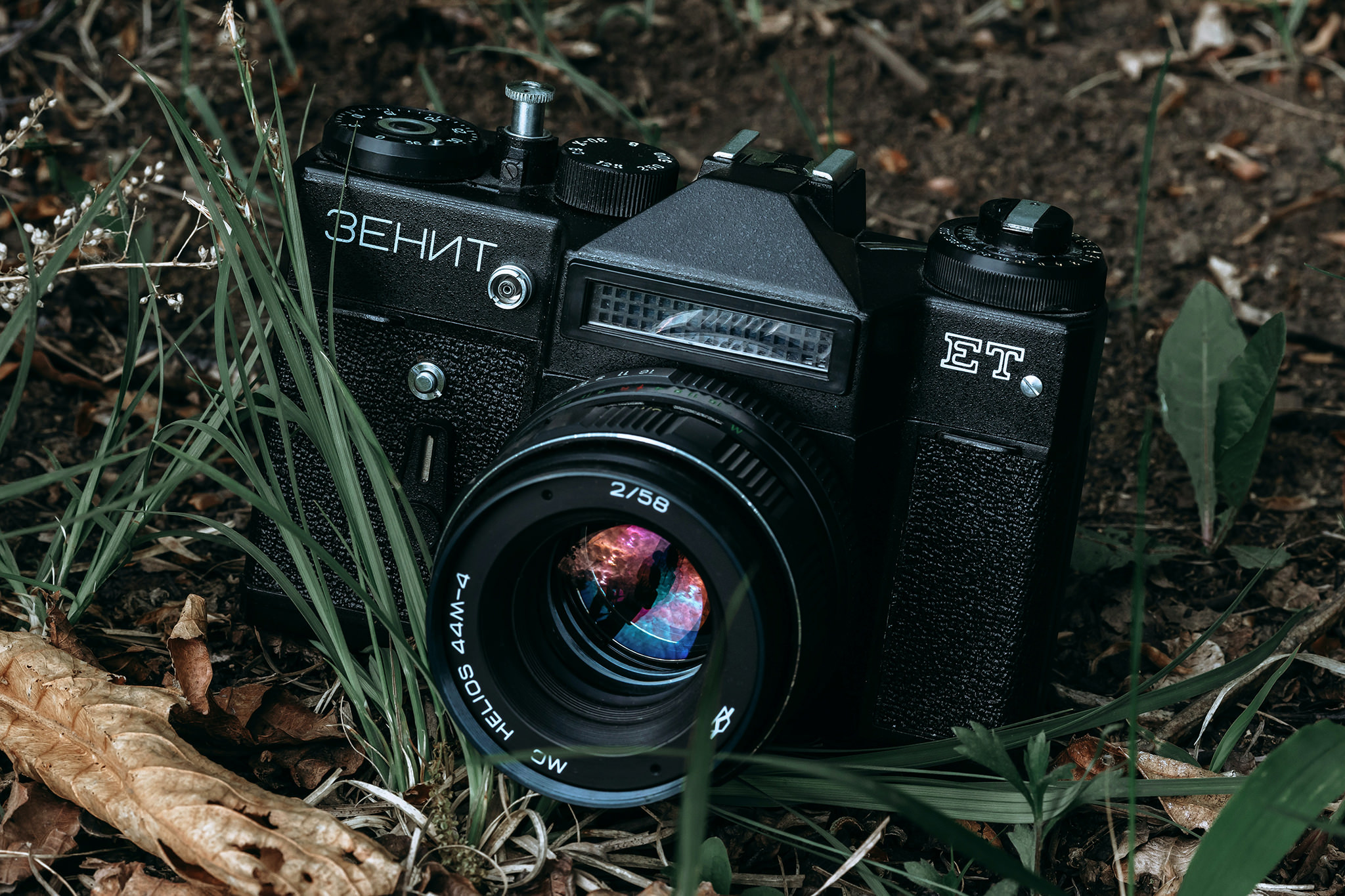 zenit-et-kamera-slr-35mm