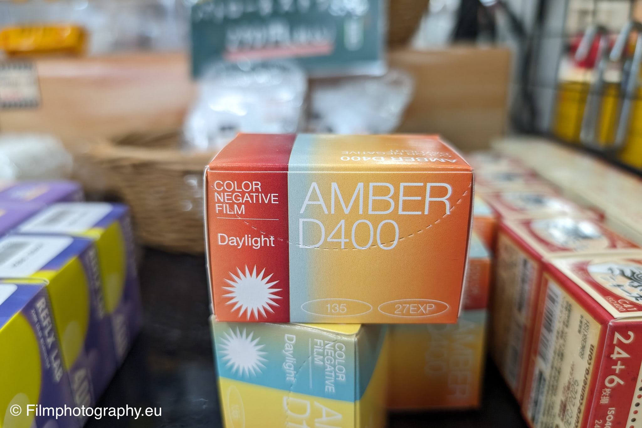 amber-d400-film-35mm