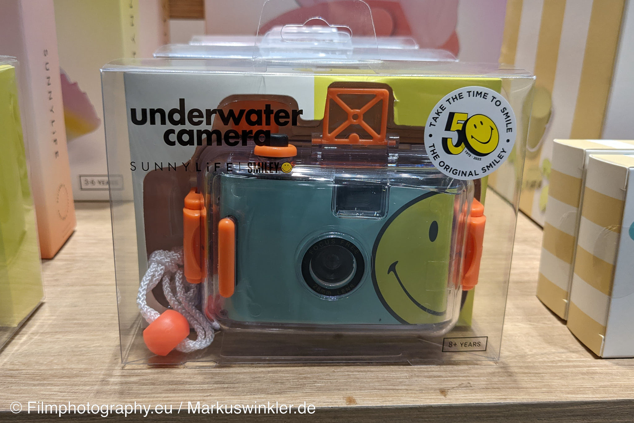 Smiley® Disposable Camera