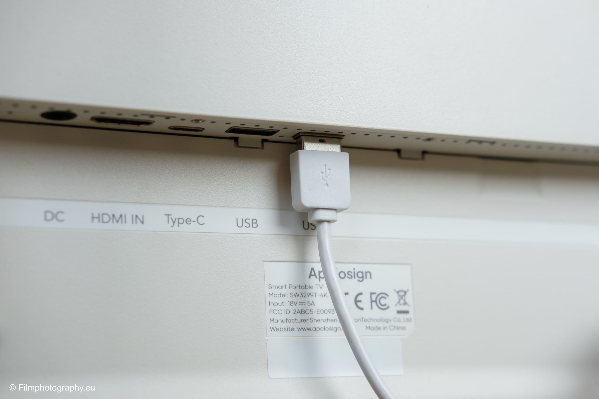 apolosign-32-smart-portable-tv-review-3