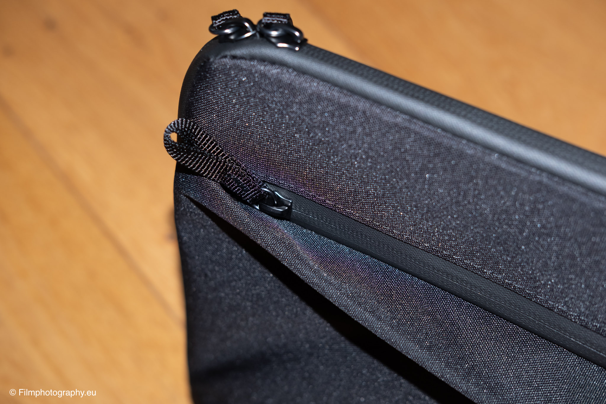 orbitkey-essentials-laptop-sleeve-review-10