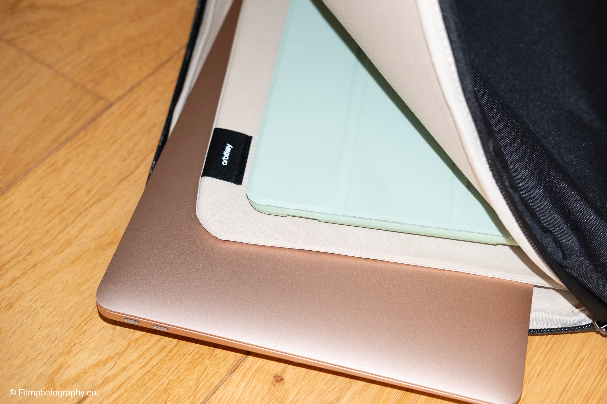 orbitkey-essentials-laptop-sleeve-review-2