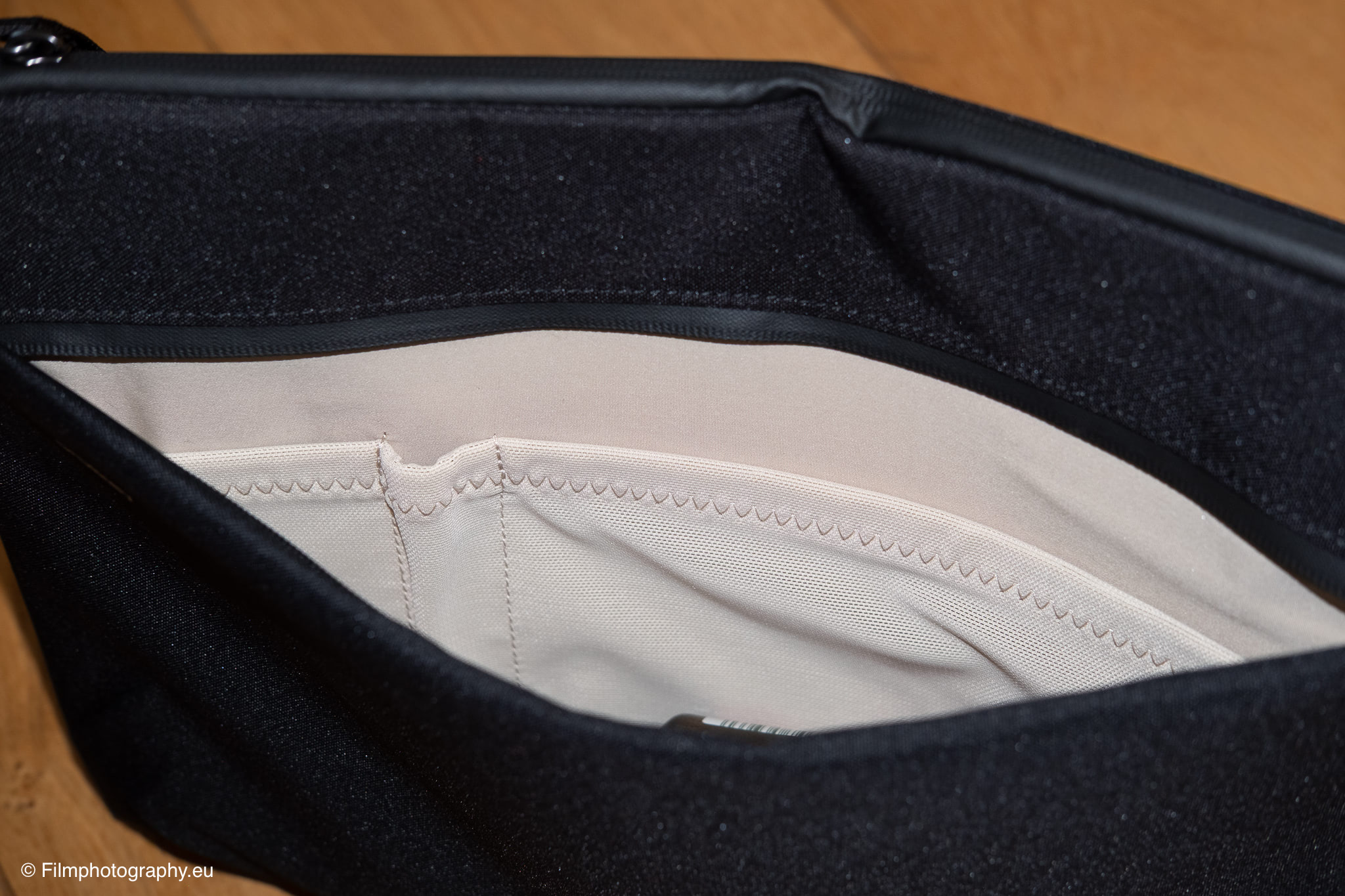 orbitkey-essentials-laptop-sleeve-review-9