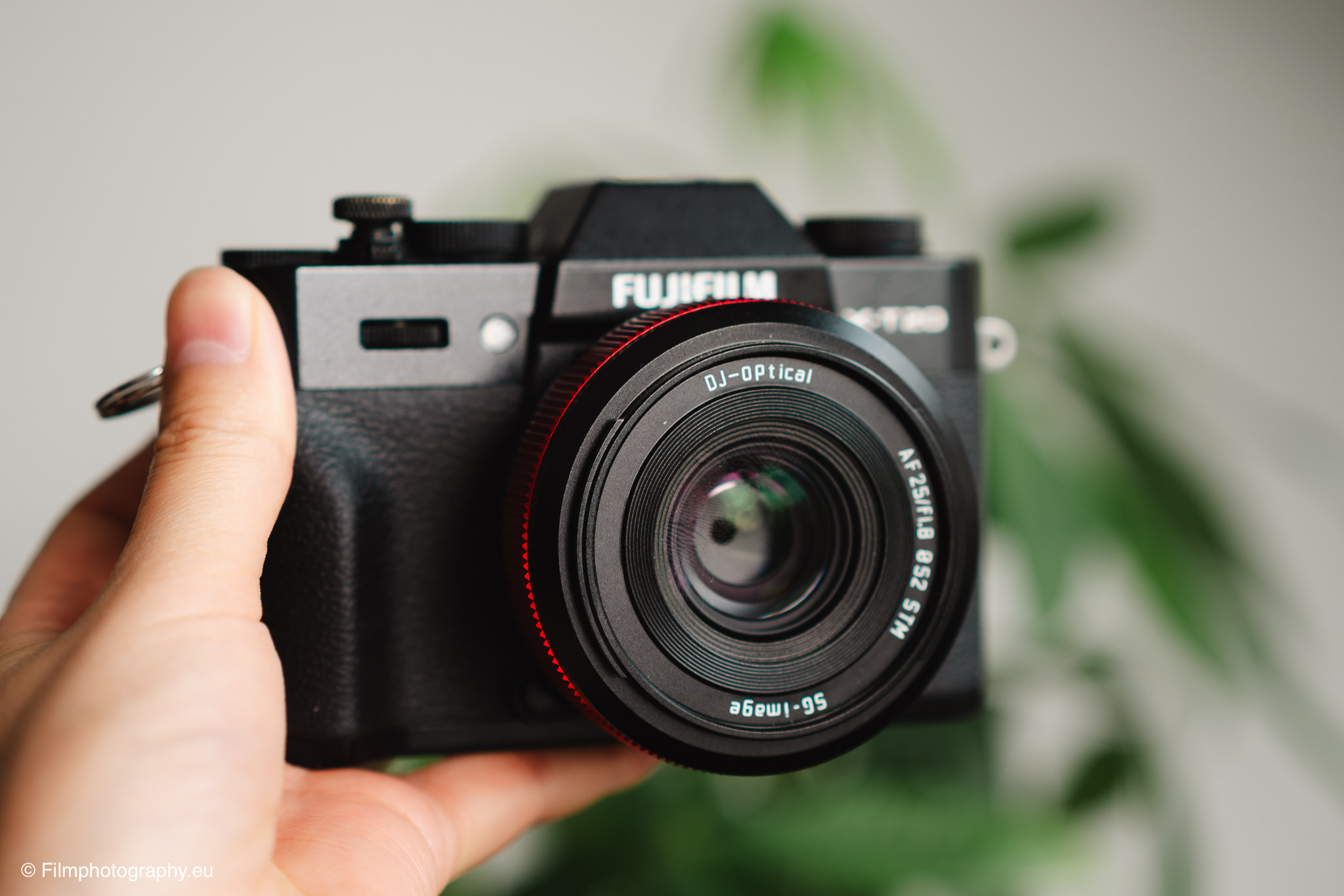 sg-image-af-25mm-f-1-8-review-fujifilm-lens